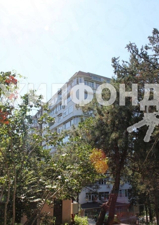 
   Продам 3-комнатную, 131.6 м², Туапсинская ул, 9/2

. Фото 1.