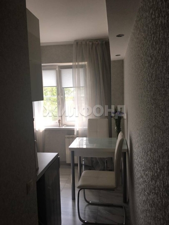 
   Продам 1-комнатную, 36 м², Железобетон снт, 6

. Фото 6.