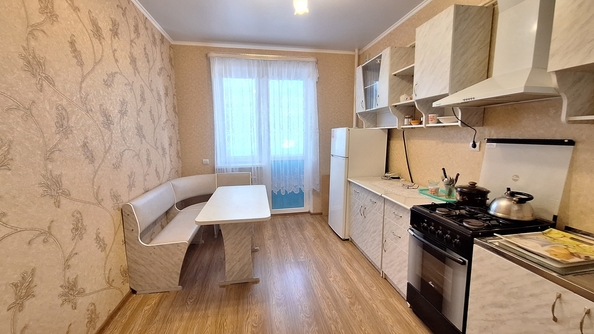 
   Продам 1-комнатную, 43 м², Парковая ул, 64к4

. Фото 2.