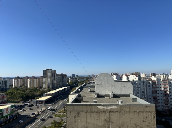 
   Продам 1-комнатную, 44 м², Ленина ул, 153Б

. Фото 11.