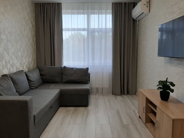 
   Продам 1-комнатную квартира, 31 м², Пионерский пр-кт, 100Вк2

. Фото 2.