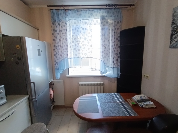 
   Продам 1-комнатную, 40 м², Стахановская ул, 19к2

. Фото 13.