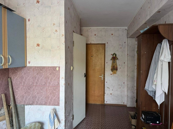 
   Продам 4-комнатную, 75 м², Кольцова ул, 19

. Фото 3.