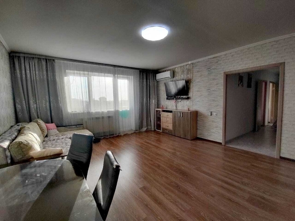 
   Продам 2-комнатную, 82 м², Ленинградская ул, 41

. Фото 15.