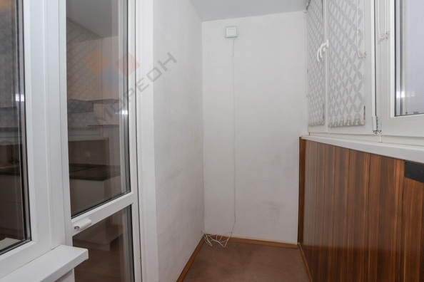 
   Продам 1-комнатную, 32 м², Героя Яцкова И.В. ул, 1/10

. Фото 11.