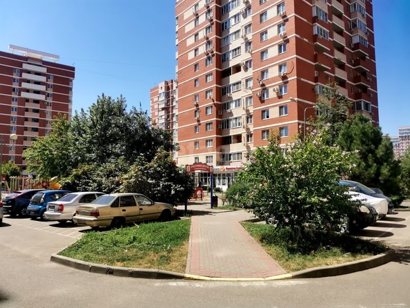 
   Продам 1-комнатную, 30 м², Западный Обход ул, 42/2

. Фото 9.