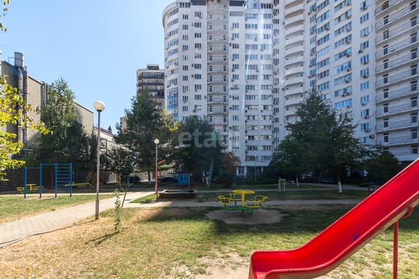 
   Продам 2-комнатную, 151.7 м², Кубанская Набережная ул, 31/1

. Фото 26.