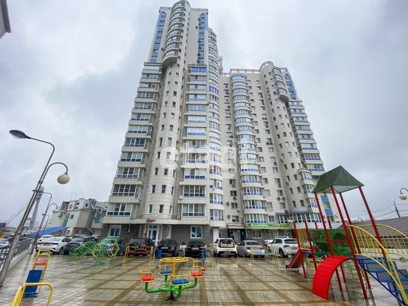 
   Продам 2-комнатную, 84.7 м², Кубанская Набережная ул, 37

. Фото 21.