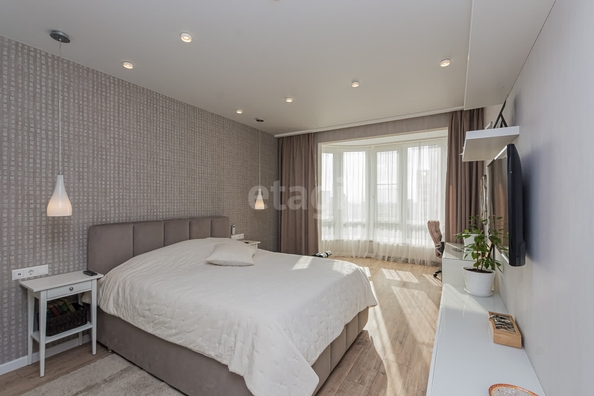 
   Продам 3-комнатную, 105.5 м², Клары Лучко б-р, 14/1

. Фото 15.