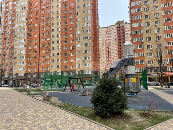 
   Продам 2-комнатную, 63.2 м², Домбайская ул, 55

. Фото 16.