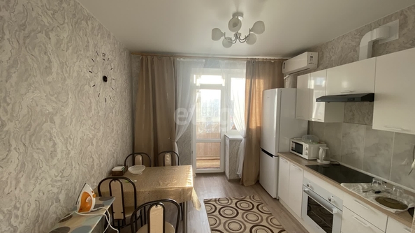 
   Продам 1-комнатную, 35 м², Московская ул, 158

. Фото 8.