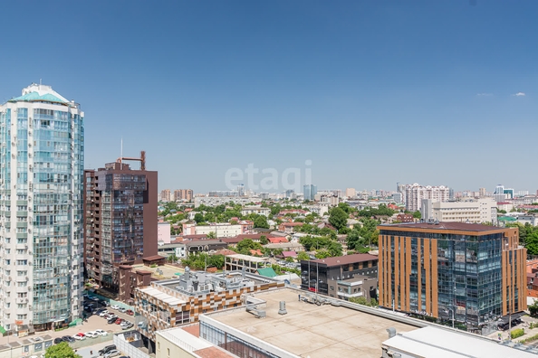 
   Продам 3-комнатную, 88.4 м², Кубанская Набережная ул, 31/1

. Фото 21.