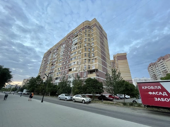 
   Продам 2-комнатную, 71 м², Артезианская ул, 20

. Фото 32.