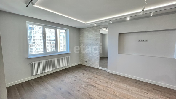 
   Продам 4-комнатную, 130 м², Кожевенная ул, 28

. Фото 17.