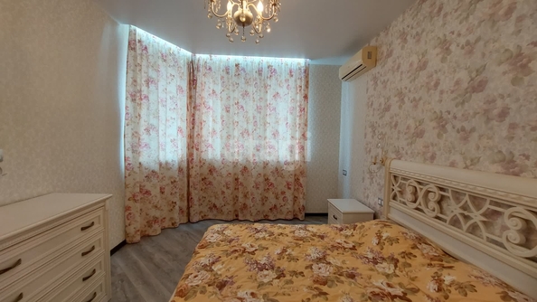 
   Продам 2-комнатную, 82.5 м², Рождественская Набережная ул, 4

. Фото 10.