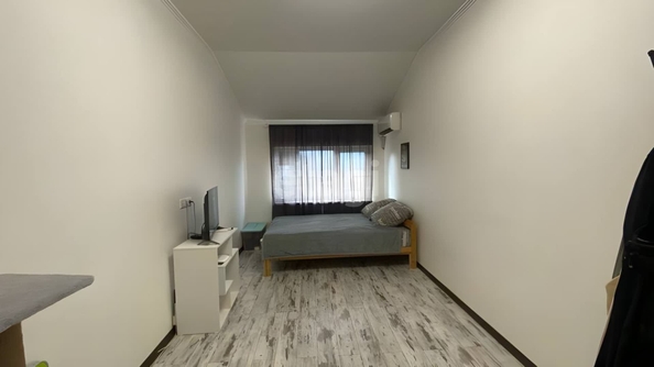 
   Продам 1-комнатную, 35.5 м², Апрельская ул, 5

. Фото 1.