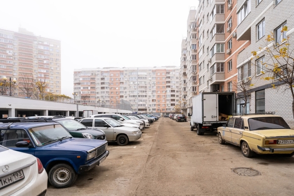 
   Продам 1-комнатную, 41 м², Командорская ул, 1/2

. Фото 26.