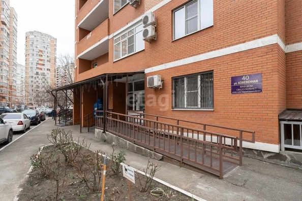 
   Продам 2-комнатную, 74.8 м², Кожевенная ул, 40

. Фото 28.