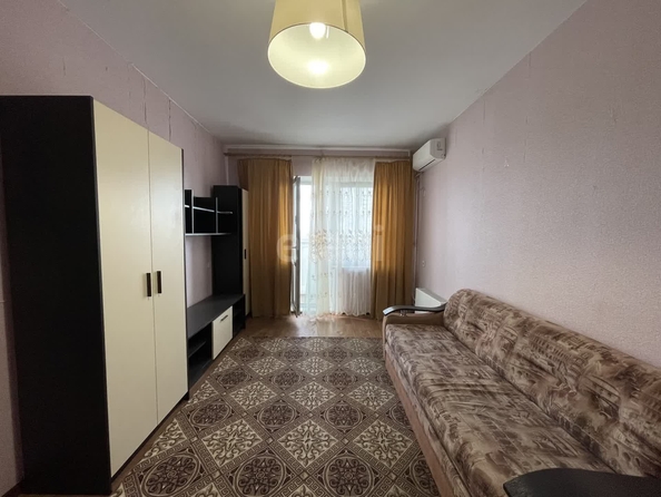 
   Продам 1-комнатную, 42 м², Зиповская ул, 42

. Фото 2.