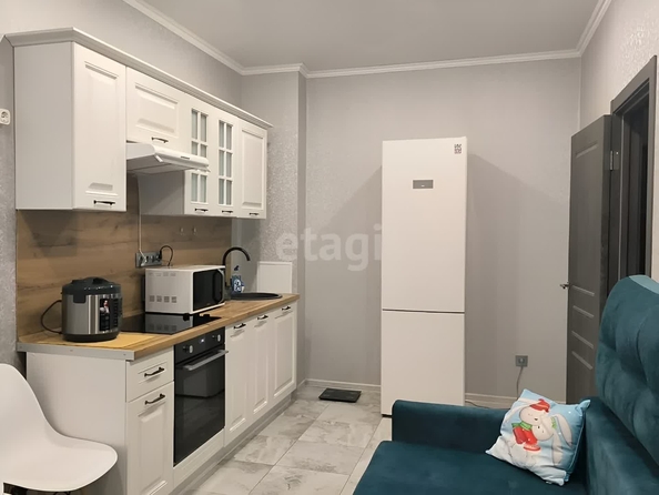 
   Продам 1-комнатную, 35 м², Старокубанская ул, 2/4/1

. Фото 2.