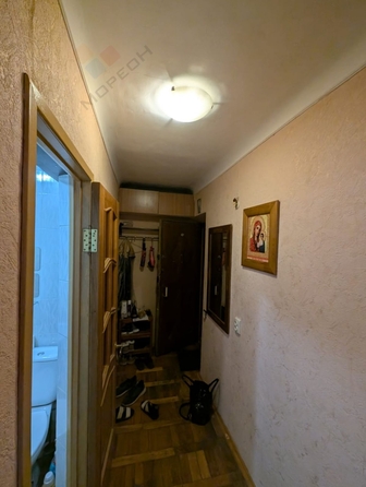 
   Продам 1-комнатную, 30.5 м², Одесская ул, 40

. Фото 2.