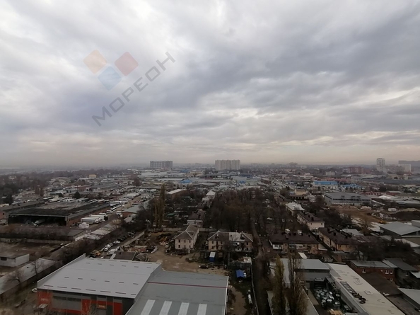 
   Продам 3-комнатную, 93.4 м², Уральская ул, 100

. Фото 9.