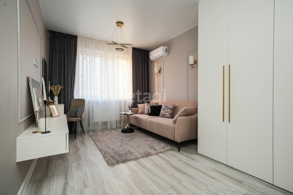 
   Продам 1-комнатную, 35.7 м², Заполярная ул, 39/10

. Фото 2.