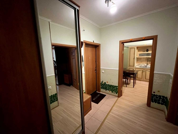 
   Продам 1-комнатную, 63 м², Омелькова ул, 20к6

. Фото 9.