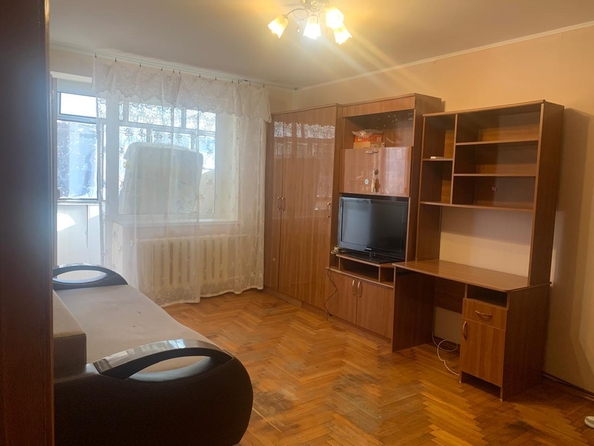 
   Продам 1-комнатную, 32 м², Стахановская ул, 9

. Фото 4.