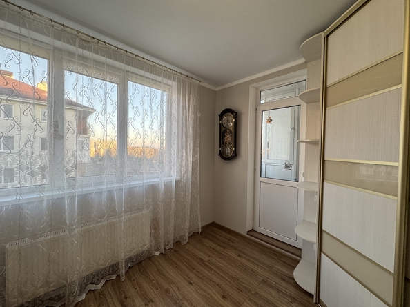 
   Продам 2-комнатную, 50 м², Рождественская ул, 52

. Фото 15.