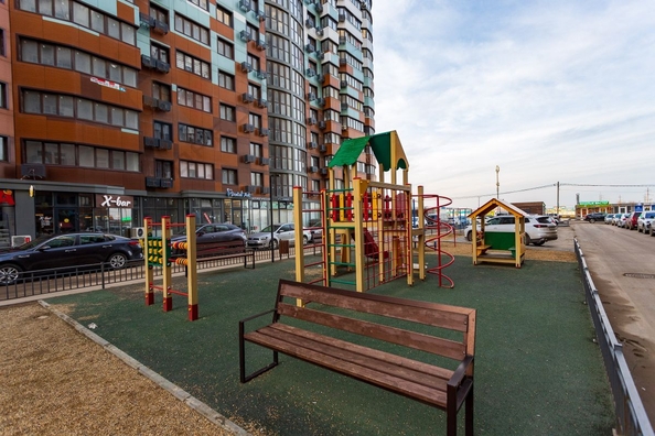 
  Продается 3-комн. квартира, 87.56 м², Командорская ул, д. 15
. Фото 21.