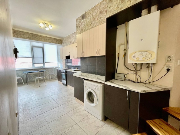 
   Продам 3-комнатную, 82 м², Парковая ул, 52

. Фото 2.