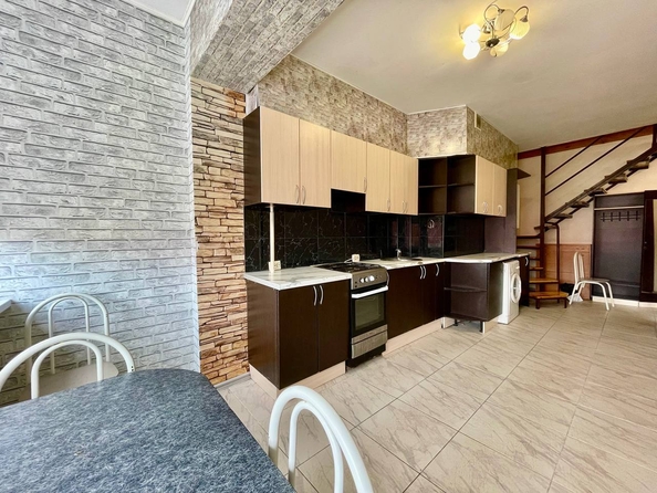 
   Продам 3-комнатную, 82 м², Парковая ул, 52

. Фото 9.