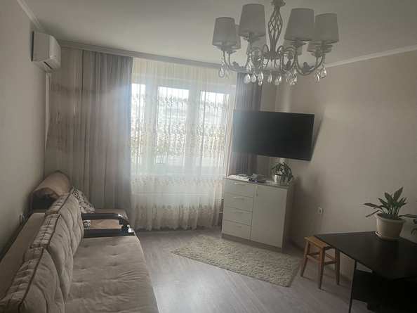 
   Продам 2-комнатную, 61 м², Ленина ул, 231

. Фото 10.