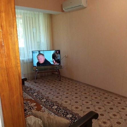 
   Продам 1-комнатную, 43 м², Гребенская ул, 58А

. Фото 6.