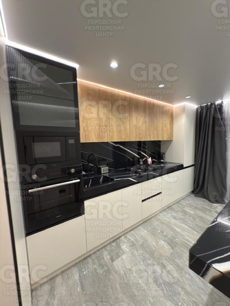 
  Продается 3-комн. квартира, 80 м², Островского ул, д. 17/24
. Фото 21.