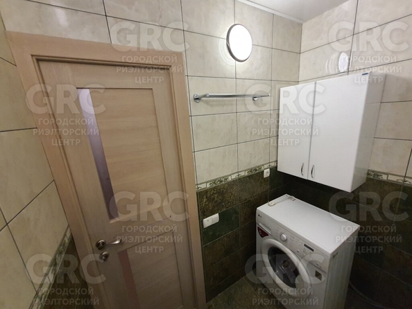 
   Продам 2-комнатную, 46 м², Мира (Адлерский р-н) ул, 12

. Фото 15.