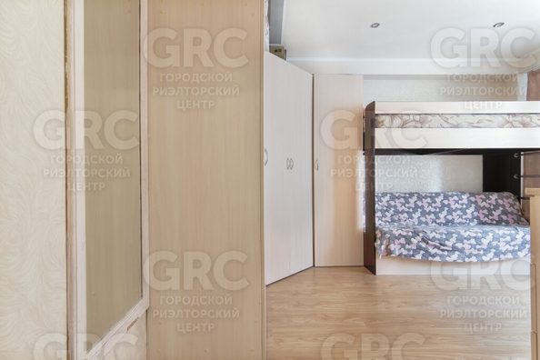 
   Продам 2-комнатную, 39.4 м², Молодогвардейская (Хостинский р-н) ул, 2/6

. Фото 4.