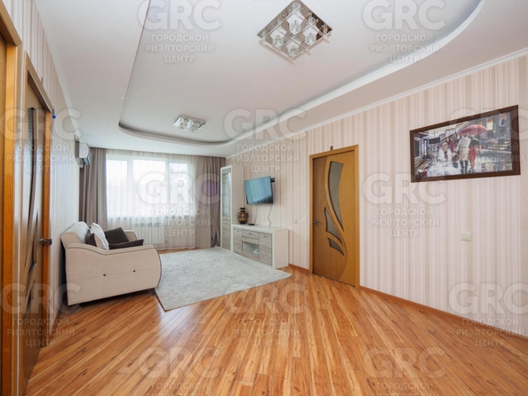 
   Продам 3-комнатную, 88 м², Юных Ленинцев ул, 10

. Фото 18.