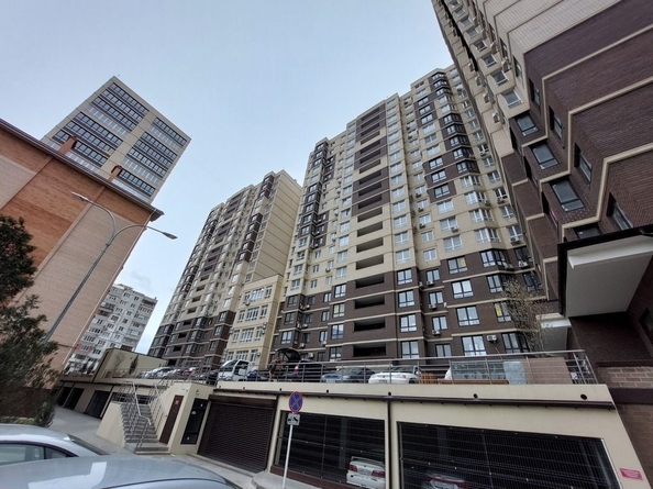 
   Продам 1-комнатную, 42 м², Ленина ул, 173Ак2

. Фото 17.