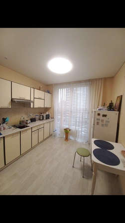 
   Продам 1-комнатную, 33 м², Ленина ул, 185Ак2

. Фото 1.