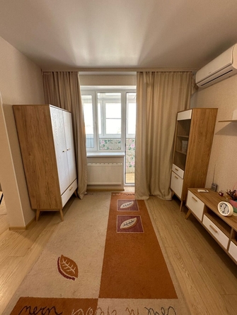 
   Продам 1-комнатную, 37 м², Толстого ул, 130к1

. Фото 1.