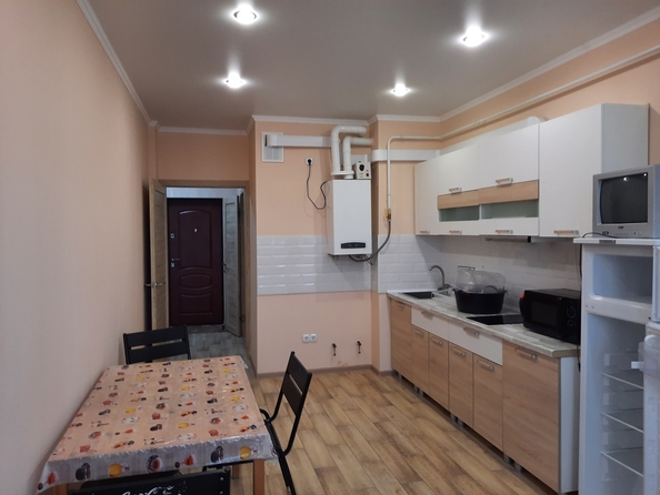 
   Продам 1-комнатную, 40 м², Лазурная ул, 10к2

. Фото 5.