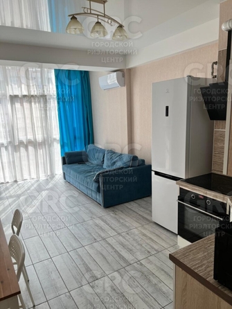 
   Продам 1-комнатную, 40.4 м², Дагомысская ул, 3/1 к2

. Фото 2.