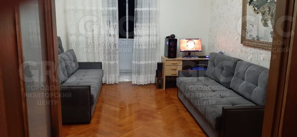 
   Продам 3-комнатную, 90 м², Гагарина ул, 58

. Фото 2.