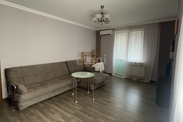 
   Продам 2-комнатную, 65.4 м², Казбекская ул, 14

. Фото 3.