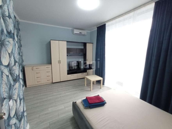 
  Сдам в аренду 1-комнатную квартиру, 45 м², Краснодар

. Фото 3.