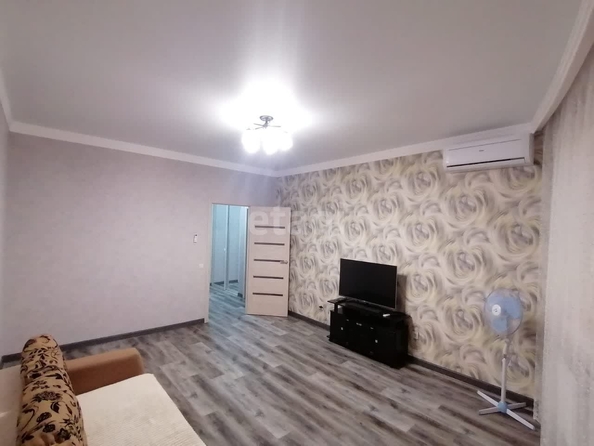 
   Продам 1-комнатную, 48.8 м², Черниговская ул, 1

. Фото 1.