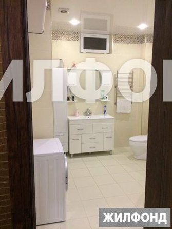 
   Продам 2-комнатную, 68 м², Фабрициуса Я. ул, 2/23И

. Фото 2.