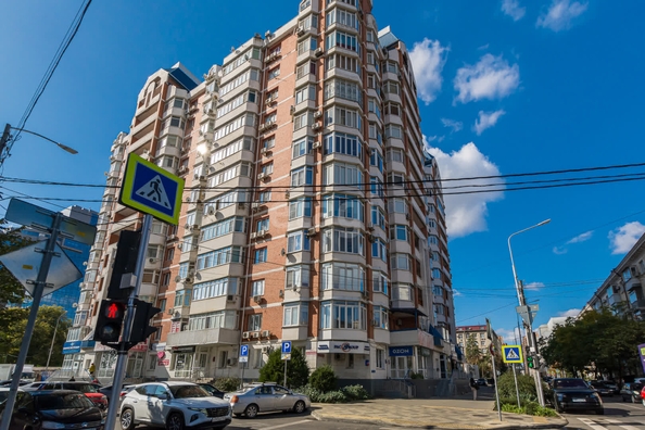 
   Продам 4-комнатную, 127.2 м², Володи Головатого ул, 302

. Фото 8.